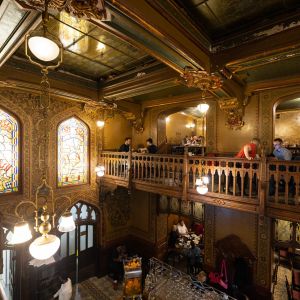 Fotografie Caru' cu bere - 0