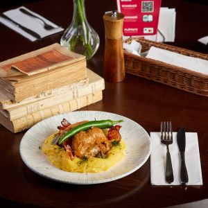 Fotografie Hanu' Berarilor Casa Elena Lupescu - 3