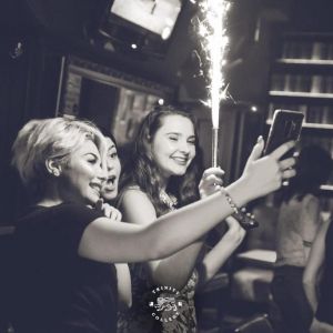 Fotografie Trinity College Pub - 0