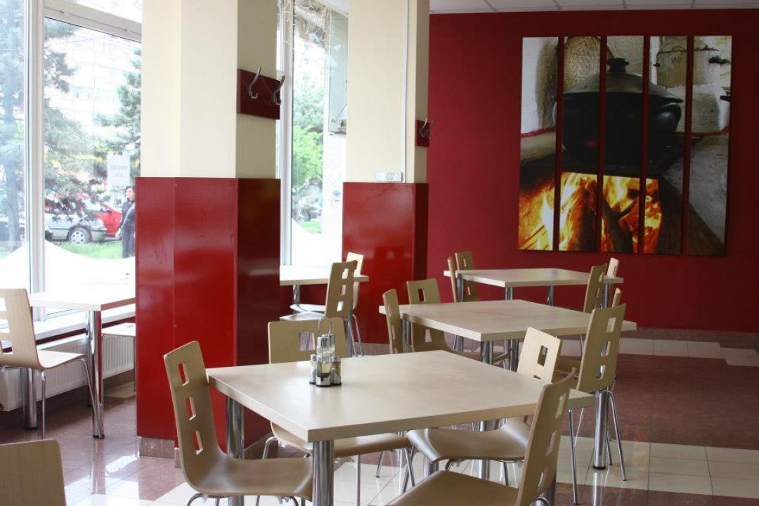 Bistro Engels City, Cluj Rezervă o masă online Restaurant din Cluj.