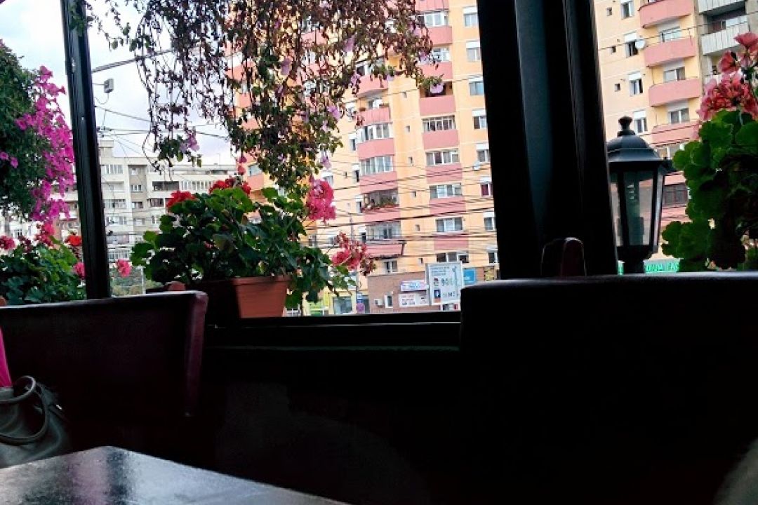 Bistro Engels City, Cluj Rezervă o masă online Restaurant din Cluj.