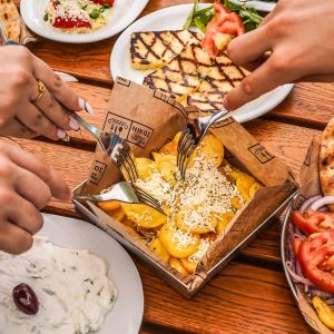 Fotografie Nikos Greek Taverna Burebista - 6