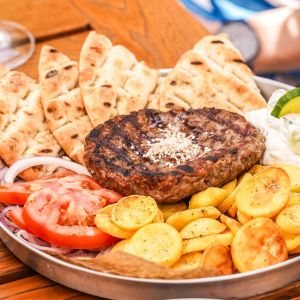 Fotografie Nikos Greek Taverna Burebista - 7