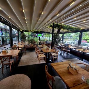 Fotografie Nikos Greek Taverna Burebista - 0