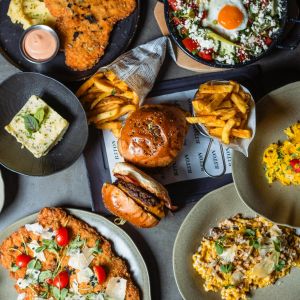 Fotografie B3TON RestoBar - Parcul Carol - 0