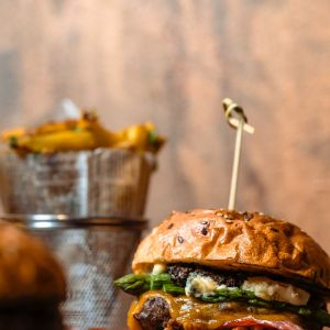 Fotografie B3TON RestoBar - Parcul Carol - 1