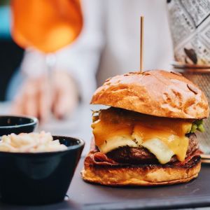 Fotografie B3TON RestoBar - Parcul Carol - 0