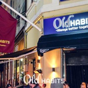 Fotografie Old Habits - 0