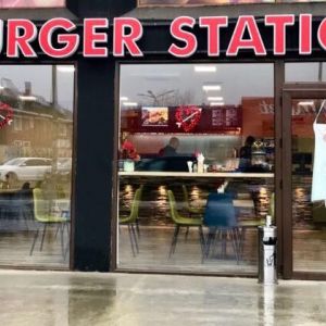 Fotografie Burger Station-Pipera - 0