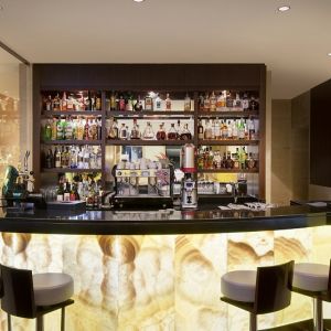 Fotografie Crowne Cafe Bar & Terrace - 3