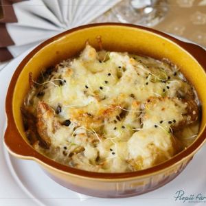 Fotografie Restaurant La plopii fara sot - 7