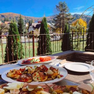 Fotografie Restaurant Vatra Regala Predeal - 2