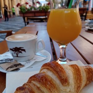 Fotografie La Cave Bistro & Wine Bar - 0