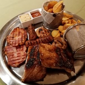 Fotografie La Cave Bistro & Wine Bar - 2