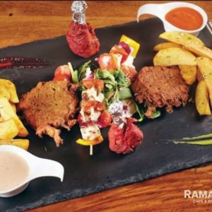 Fotografie Ramayana Cafe Sinaia - 7