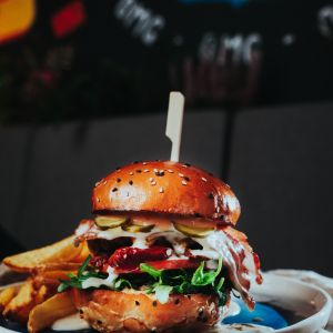 Fotografie Millenial Burger Unirii - 0