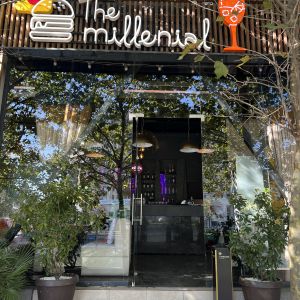 Fotografie Millenial Burger Unirii - 2