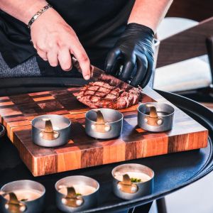 Fotografie Basm - Barrels & Smoke - 1