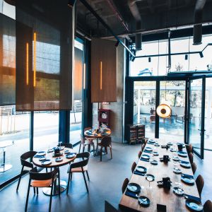 Fotografie Basm - Barrels & Smoke - 10