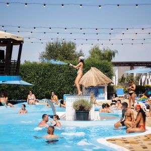 Fotografie Piscina Domeniile Saftica - 2