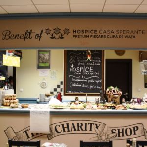 Fotografie Bacania Veche - The Charity Shop - 0