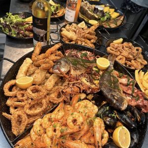 Fotografie Taverna Racilor Iași - 0