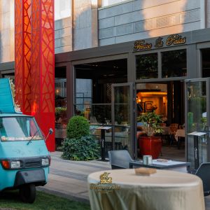 Fotografie Fenice Palas Mediterranean & Lebanese Restaurant - 0