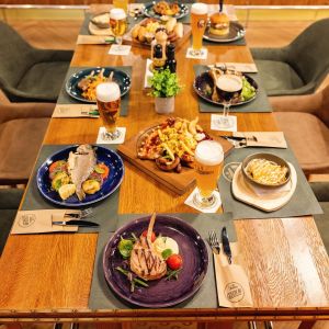 Fotografie Czech In Iulius Town by Staropramen - 6