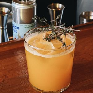 Fotografie FIX ME A DRINK - 0