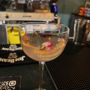 Fotografie Edgar's Pub & Bistro - 0