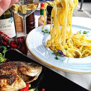 Fotografie Newton Gastro Bar - 0