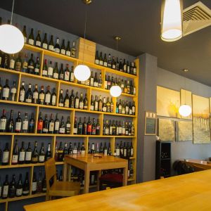 Fotografie Abel's Wine Bar and More - 1