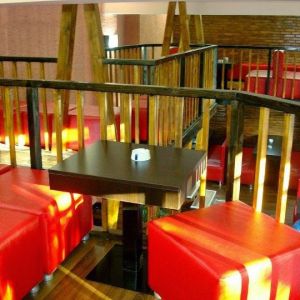 Fotografie Inside Bistro Café - 2