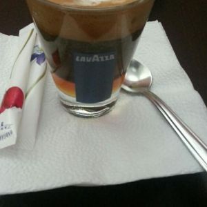 Fotografie Inside Bistro Café - 3