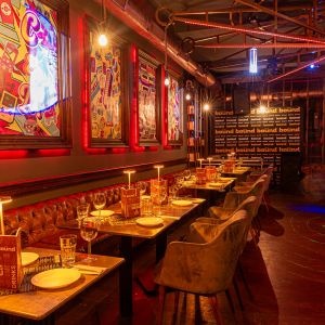 Fotografie Bound - 3