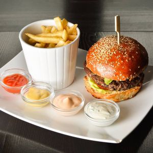 Fotografie Hanul cu Tei - 1